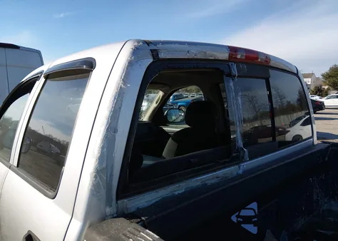 2003 Dodge Ram 2500 Slt/Laramie/St from USA, damaged, VIN 3D7KA28D63G711782